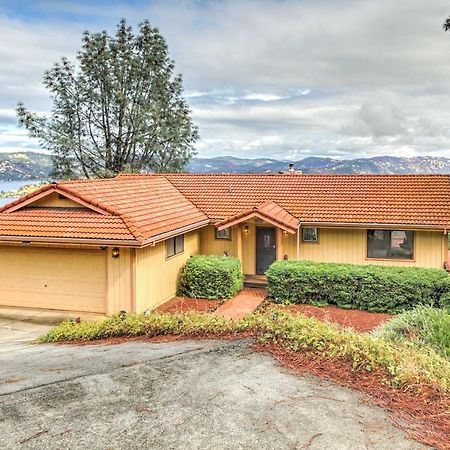 Spacious Kelseyville Home With Large Lakefront Deck! Exterior photo