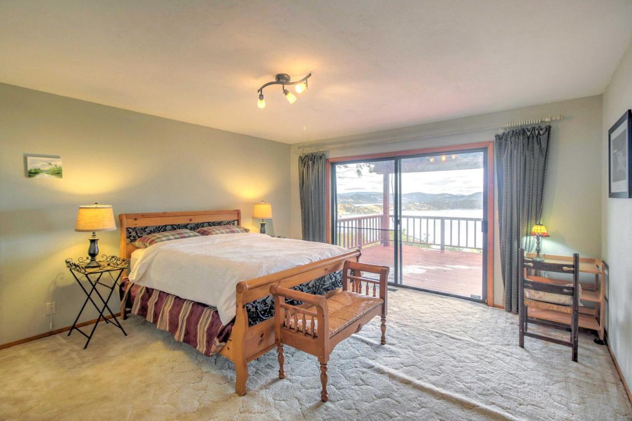 Spacious Kelseyville Home With Large Lakefront Deck! Exterior photo