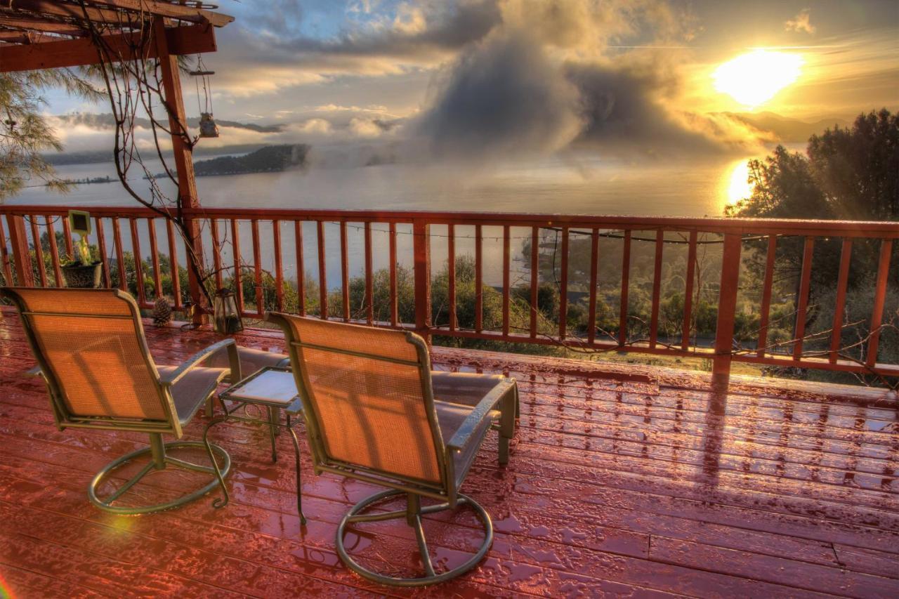 Spacious Kelseyville Home With Large Lakefront Deck! Exterior photo